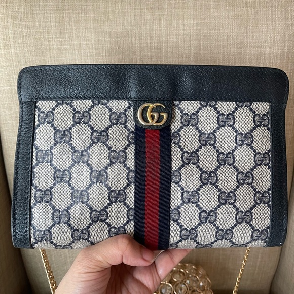 Authentic Gucci vintage web sherry line clutch bag 89.01.001 (D7133) - Picture 2 of 14